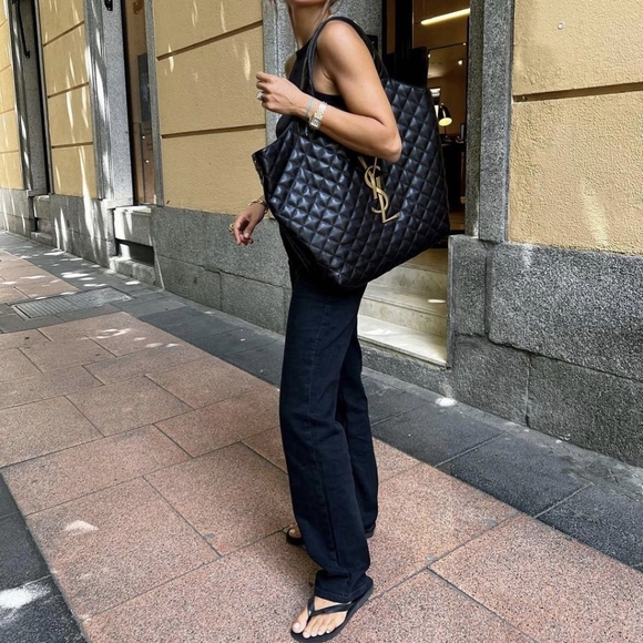 Brand New! YSL SAINT LAURENT ICARE MAXI SHOPPING BAG IN QUILTED LAMBSKIN BLACK - Picture 3 of 16